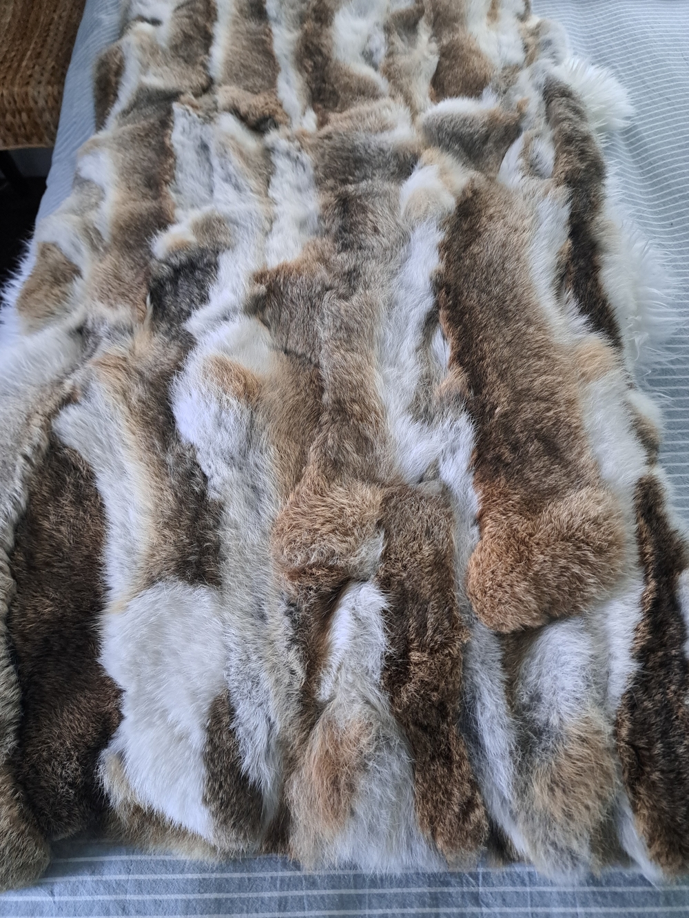 Luxury Real Fur Throw Blanket - Brown & White